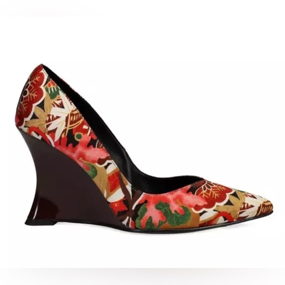 NATORI BLACK PINK FLORAL POINTED WEDGE PUMPS SIZE 9M MSRP $245 NWOB - Picture 1 of 7